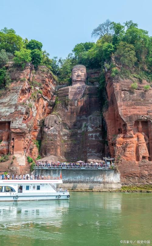 乐山大佛和峨眉山哪个好玩_乐山大佛好耍还是峨眉山好耍