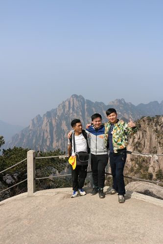 旅游团黄山三日游多少钱_旅游团黄山三日游多少钱一人